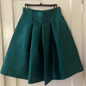 Eliza J. Emerald green tea skirt